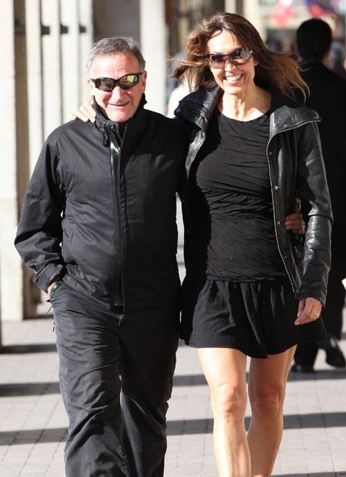 Robin williams honeymoon10252011a.jpg