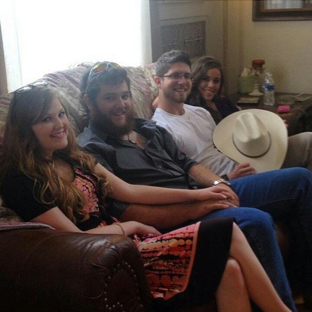 Jessa duggar pregnancy hide 03