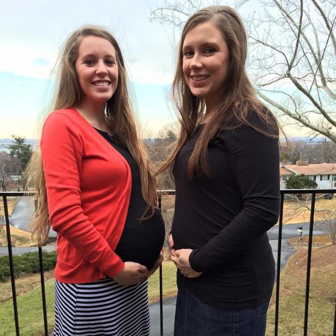 02 anna duggar jill dillard baby bumps