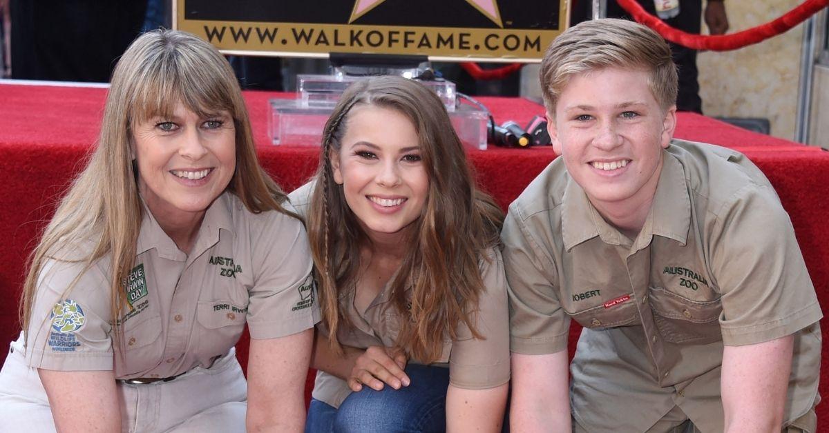 Photo of Robert Irwin revealed his mother, Terri Irwin, and older sister, Bindi Irwin, made the trek to be with him during filming.