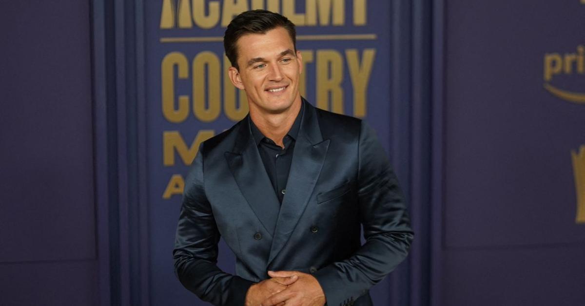 Tyler Cameron Reacts to Storming Off 'Dancing With the…