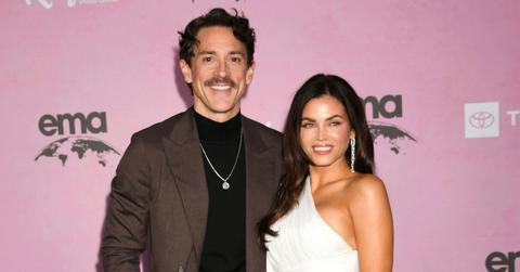 image of Steve Kazee and Jenna Dewan