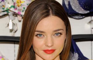 Miranda kerr teaser_319x206.jpg