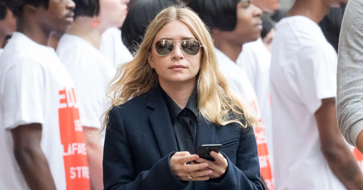 k on X: mary-kate olsen + her old beat up hermés kelly