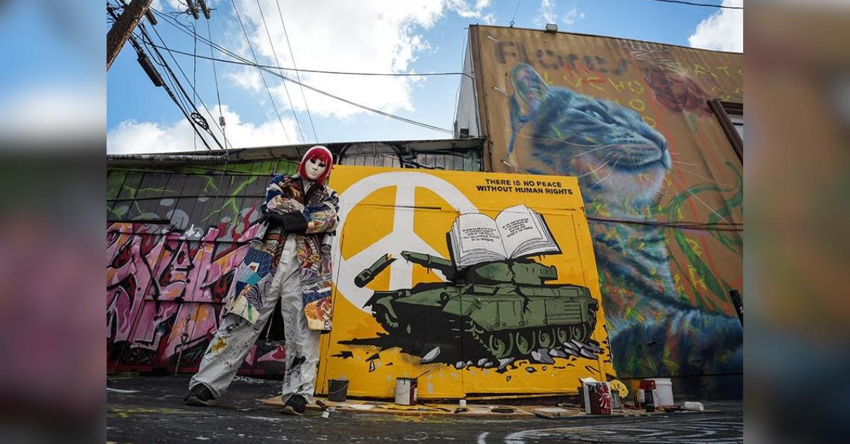 LAIKA 1954 Turns Los Angeles Into a Public Canvas for Dissent