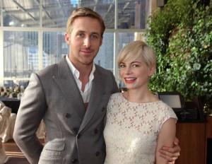 2011__01__Ryan_Gosling_Michelle_Williams_Jan10newsnea 300&#215;232.jpg