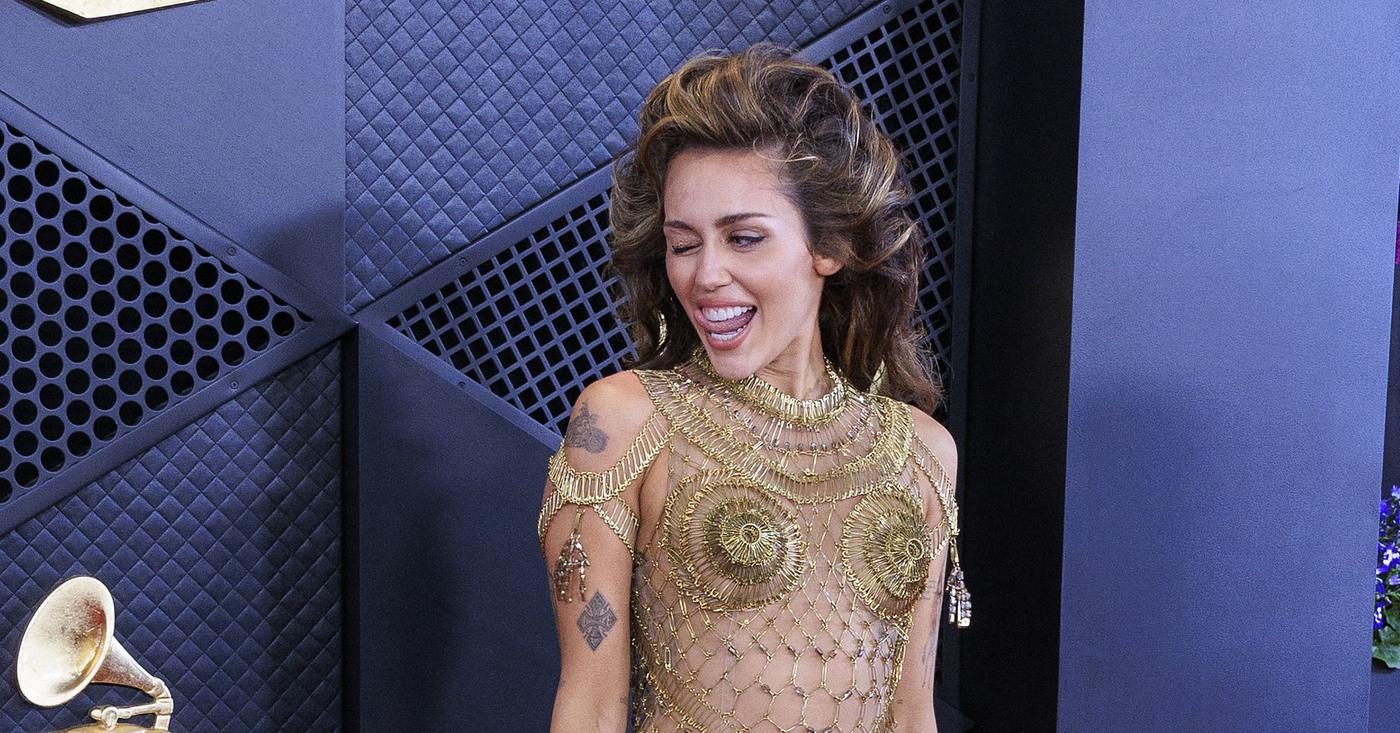 miley cyrus gushes inspiring bf maxx