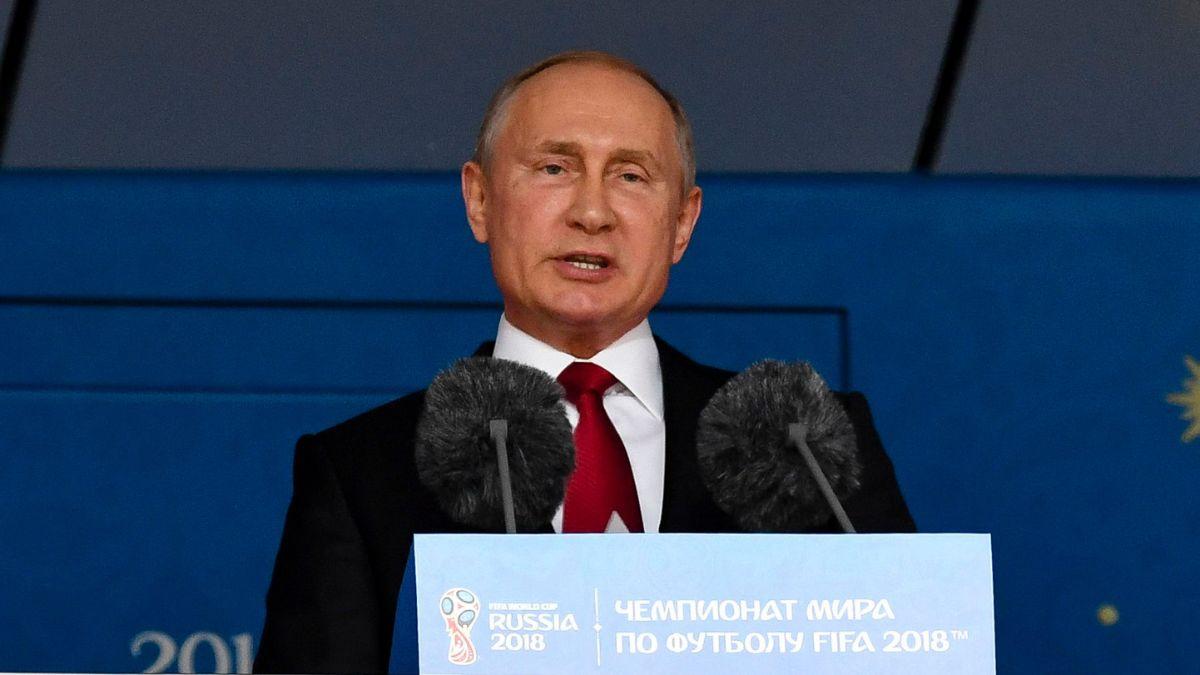 Image of Vanilla Ice said he would perform for anybody, including President Vladimir Putin and Iran.