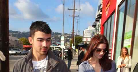 2011__02__Ashley_Joe_Jonas_Feb25_39_ _1.jpg