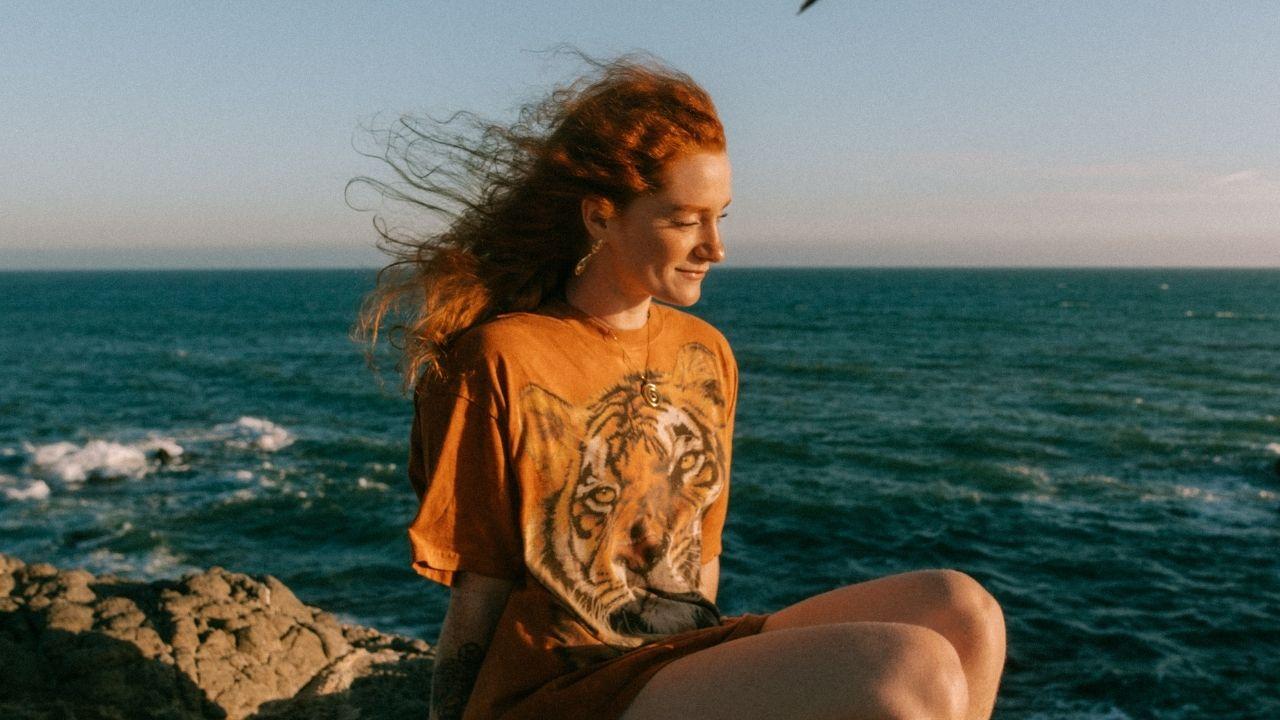 image of Amy Ginger Hart eventually turned to OnlyF--- and made around $200,000 during her first year.