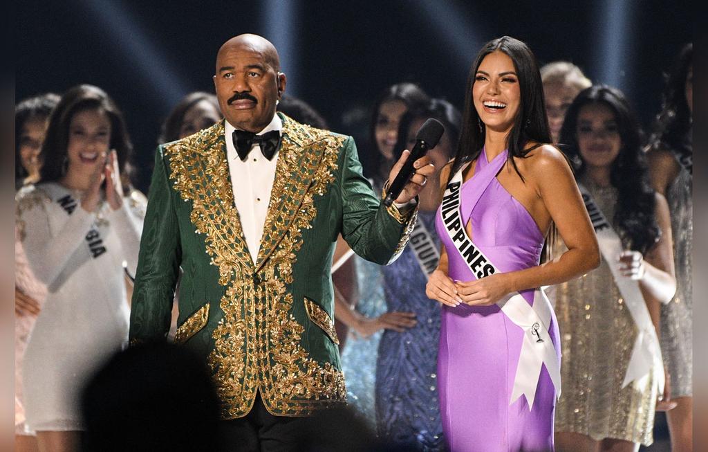 Steve Harvey Blames Teleprompter For Another Miss Universe Mistake