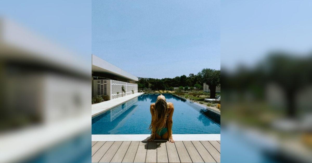 kate hudson sultriest bikini photos
