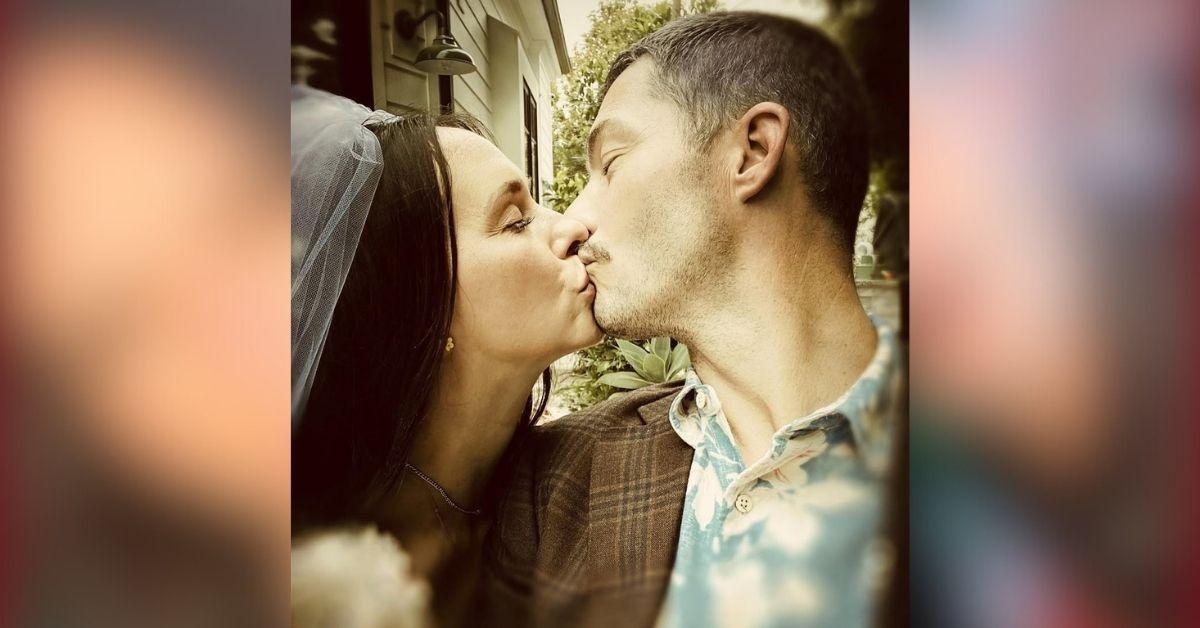 image of Jennifer Love Hewitt and Brian Halisay have three children.
