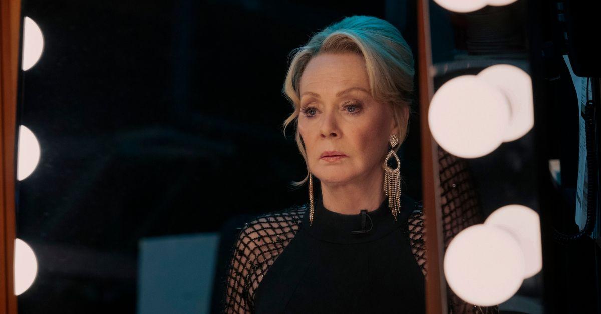 hacks season plot cast release date updates