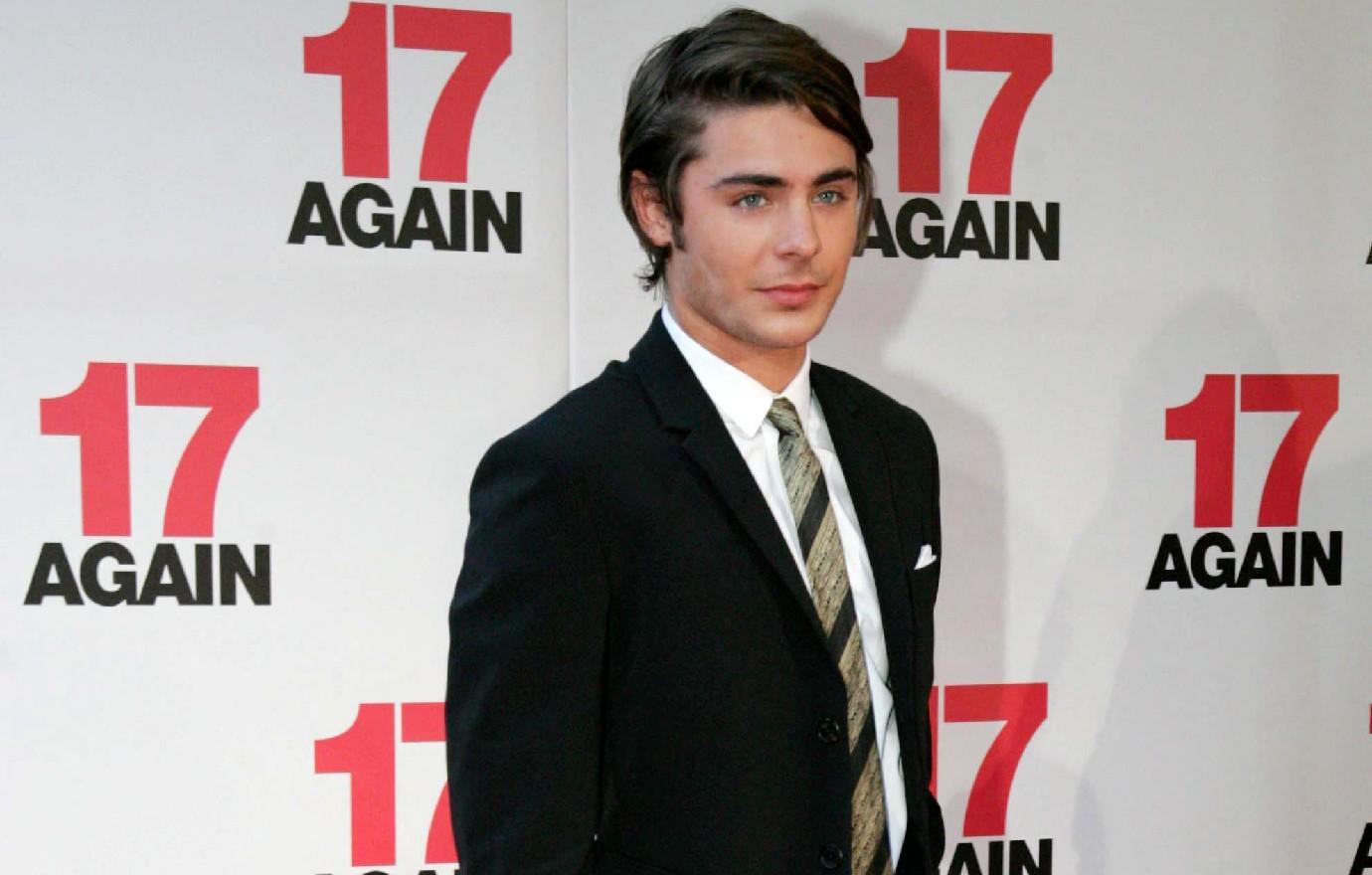 zac efron looks youthful olympic games paris plastic surgery photos