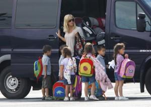 2010__05__Kate_Gosselin_May11_87 300×213.jpg