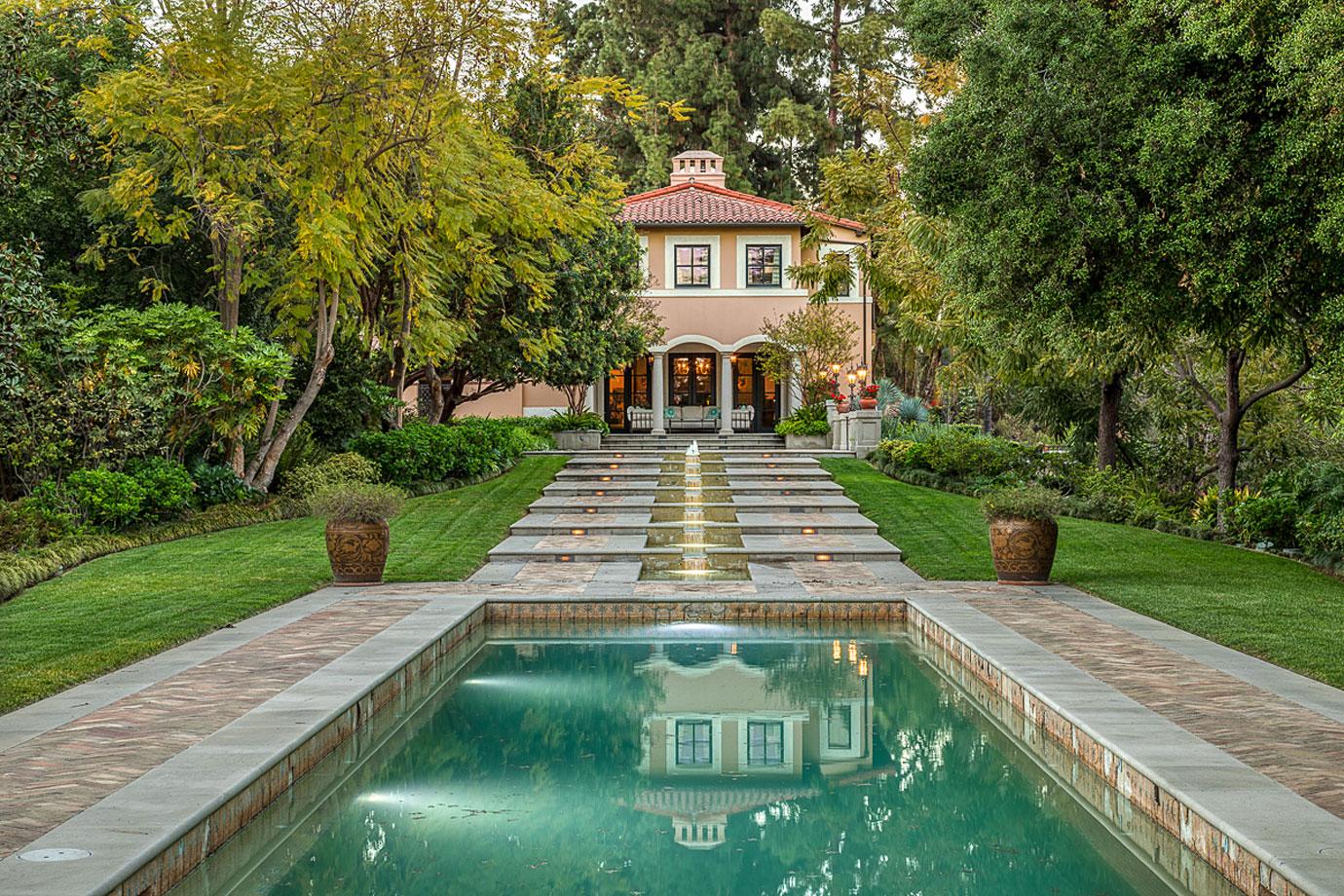 erika jayne and tom girardi list their pasadena mansion for  million