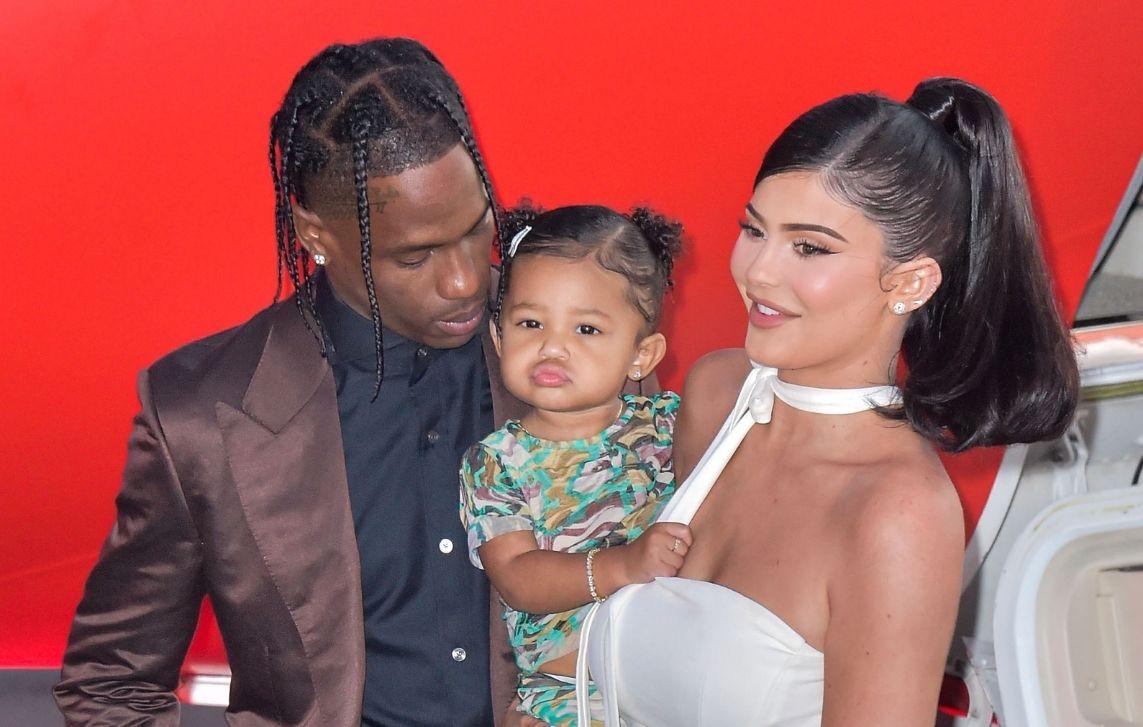 kylie jenner travis scott name baby share in days