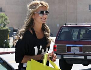 2010__07__Ali_Fedotowsky_July23_MAIN 300×231.jpg