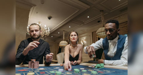 online casinos take center stage in pop culture from celebs to screens and soundwaves