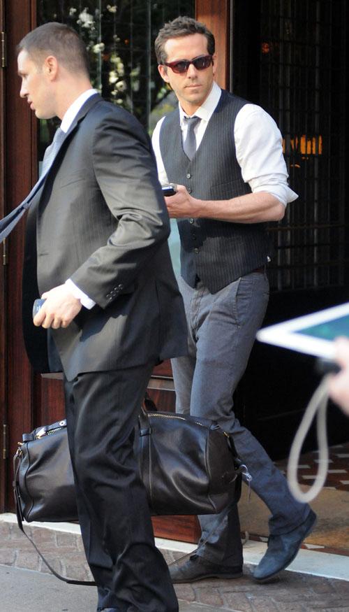 2011__06__ryan_reynolds_june15_582_ _1.jpg