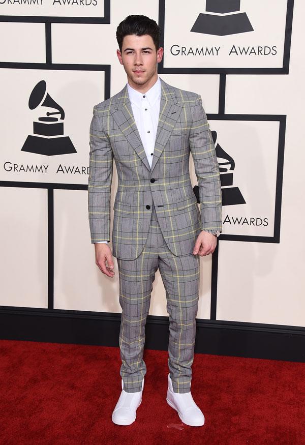 Nick jonas 2015 grammy arrivals