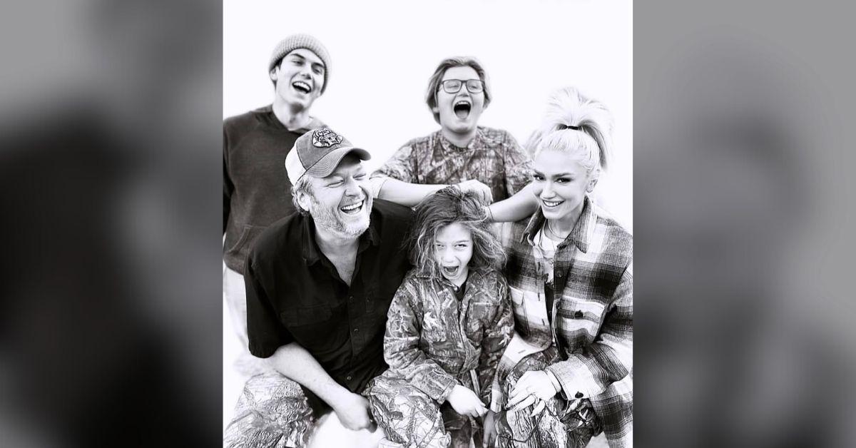 Photo of Blake Shelton, Gwen Stefani, Kingston, Zuma, and Apollo Rossdale