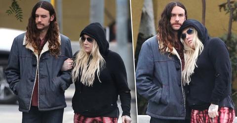 Kesha pda boyfriend brad ashenfelter ok pp