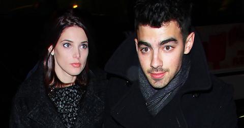 Ashley Greene and Joe Jonas have a dinner date in frigid NYC