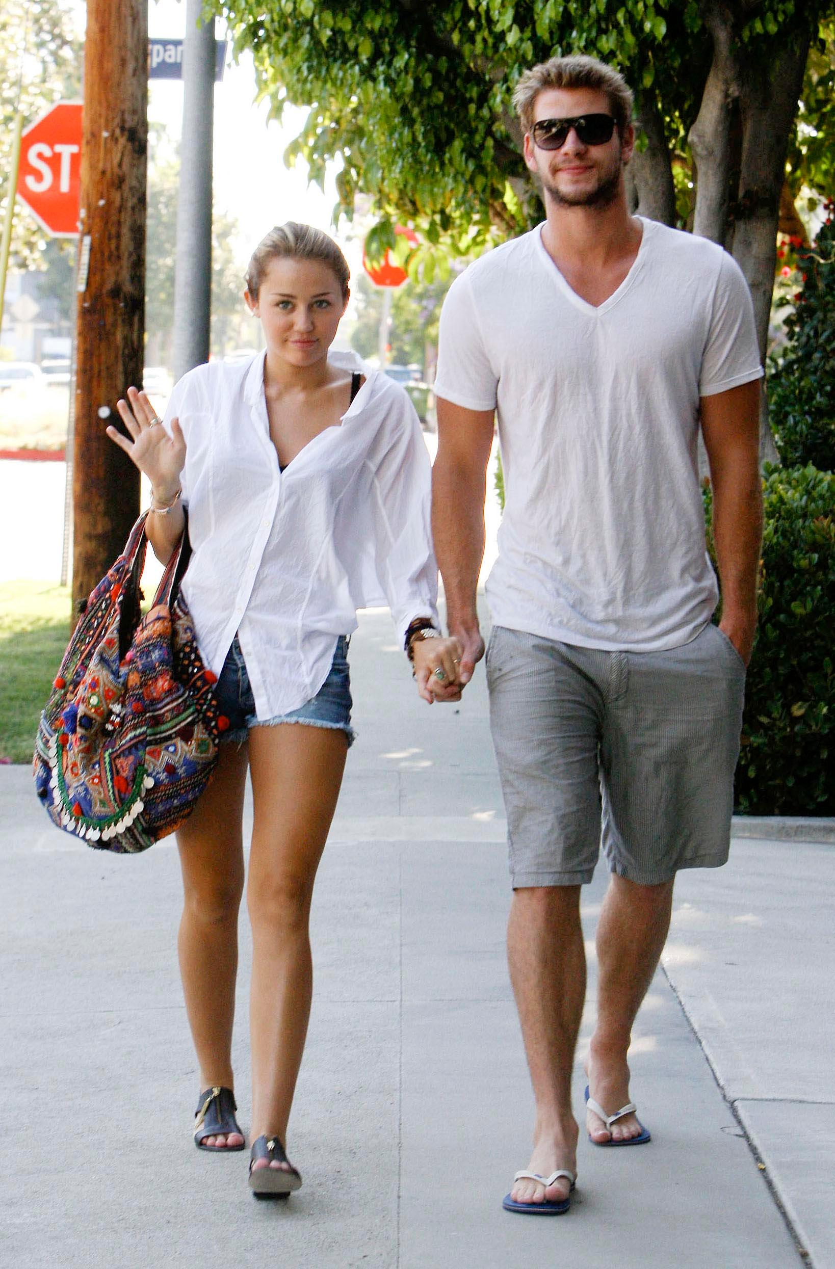 Miley Cyrus & Liam Hemsworth