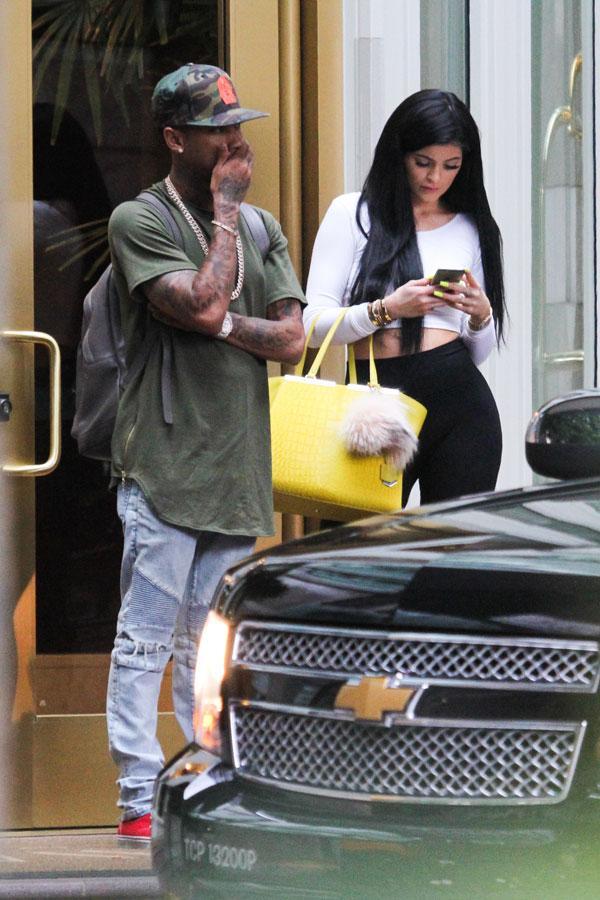 Kylie jenner always phone10