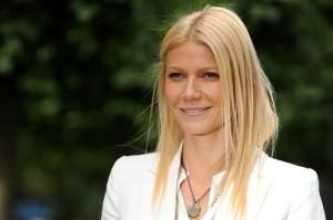 2011__06__Gwyneth_Paltrow_June9newsnea 300&#215;199.jpg