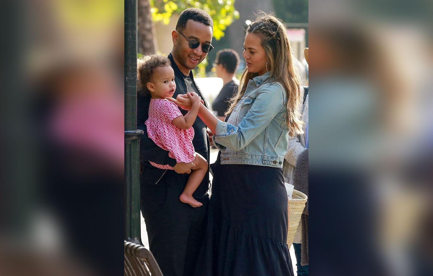 Luna big sister chrissy teigen pregnancy