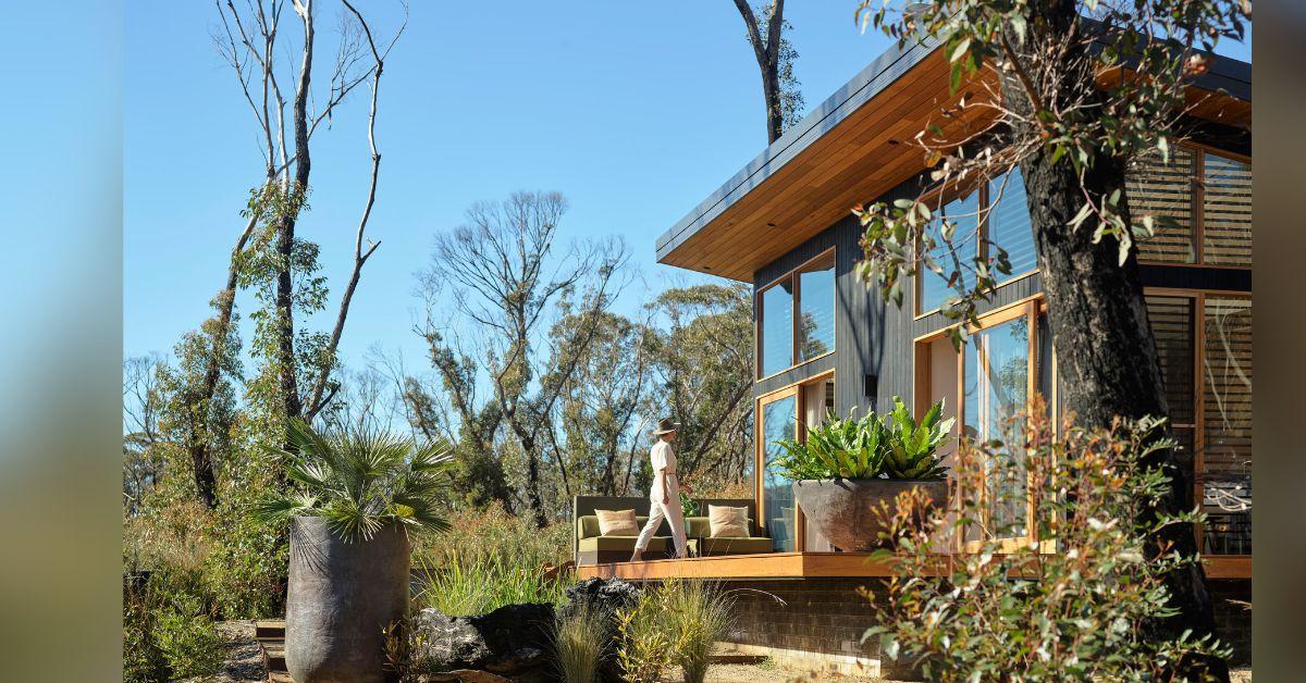 image of The hotel is right near the Blue Mountains.