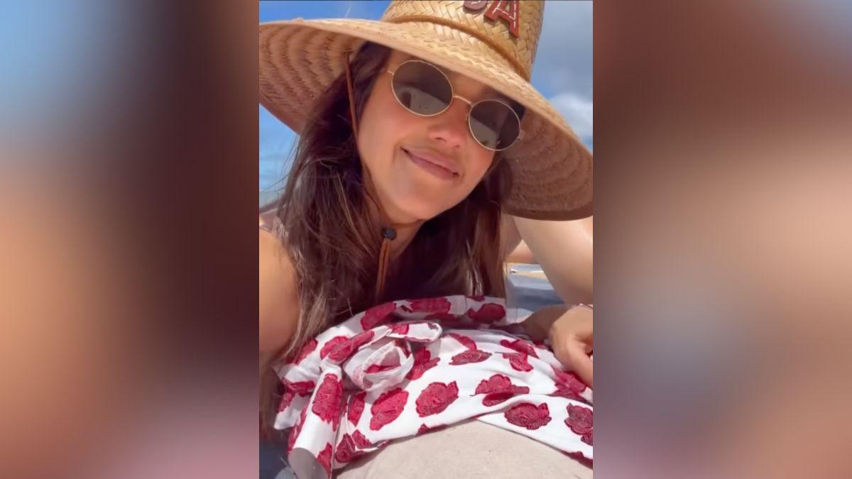 Image of Jessica Alba finalized her divorce from Cash Warren earlier this year.