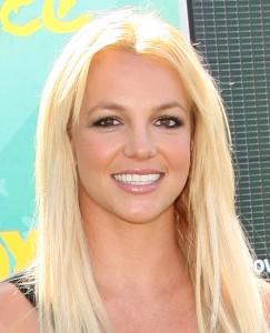 2010__12__okmagazine horoscopes britneyspears 243&#215;300.jpg