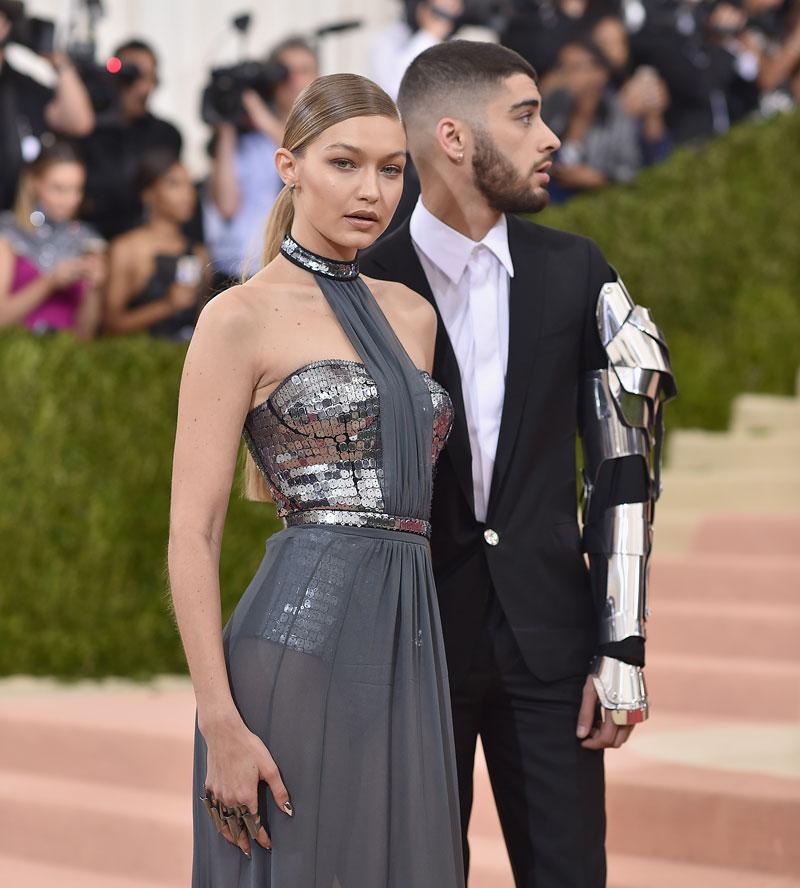 Gigi hadid losing friends realtionship zayn malik anxiety boyfriend 02