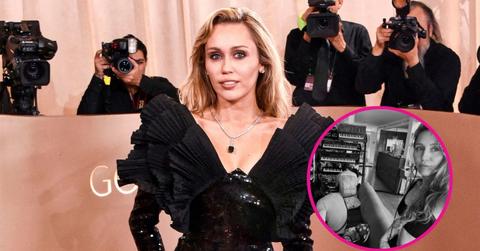 Image of Miley Cyrus flaunted her sculpted abs on Instagram.
