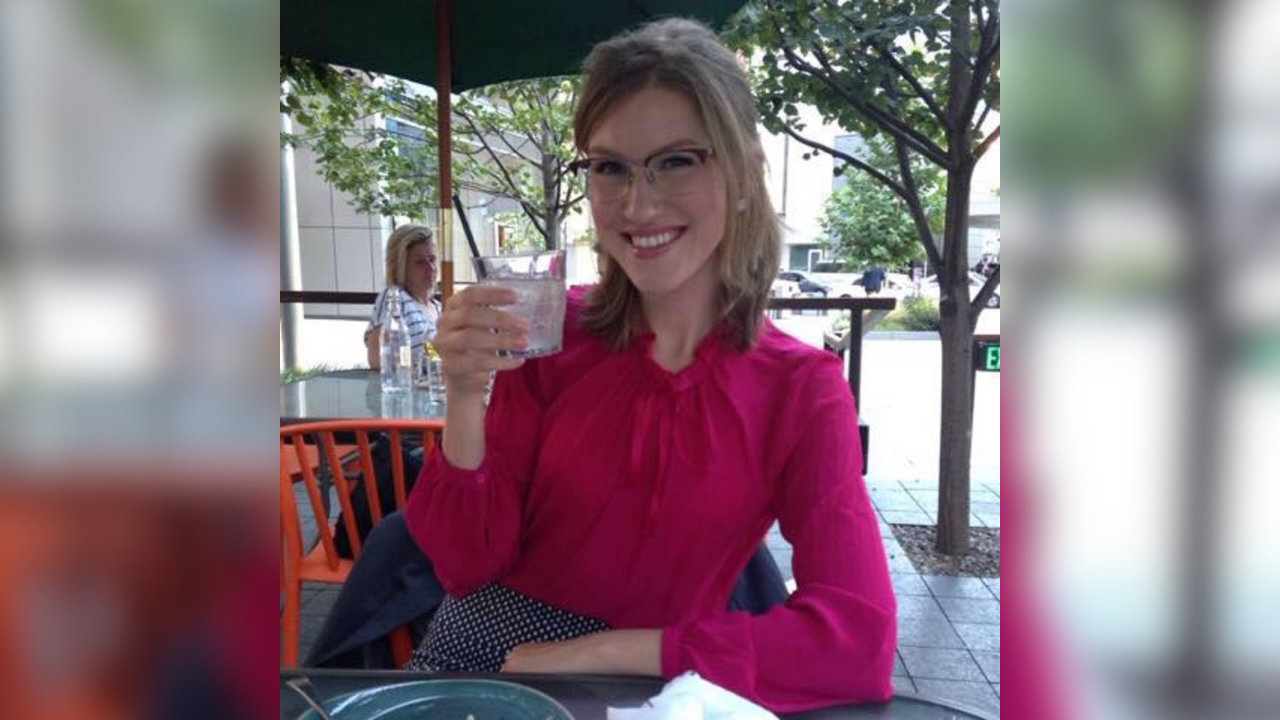 how becky recme transformed her body and business to dominate the content creator world