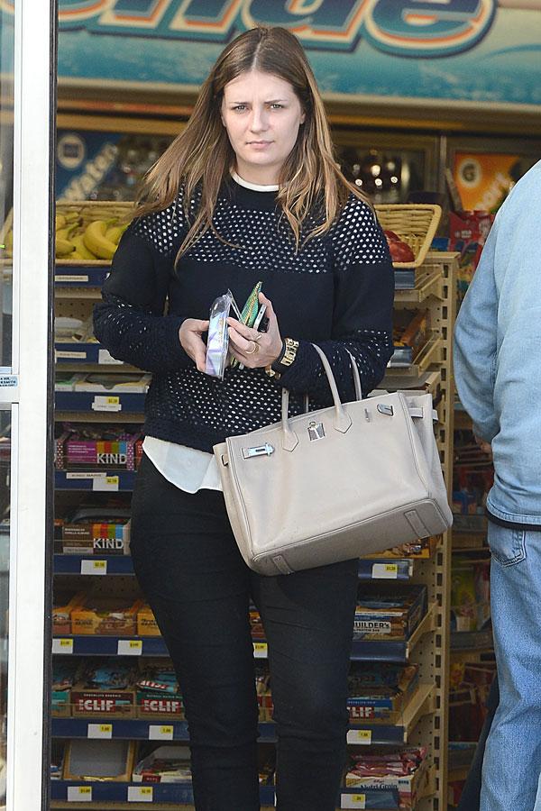 Mischa barton getting gas