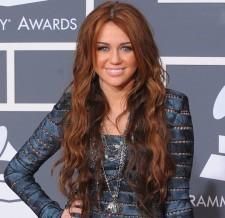 2010__03__okmagazine_miley cyrus 225×218.jpg