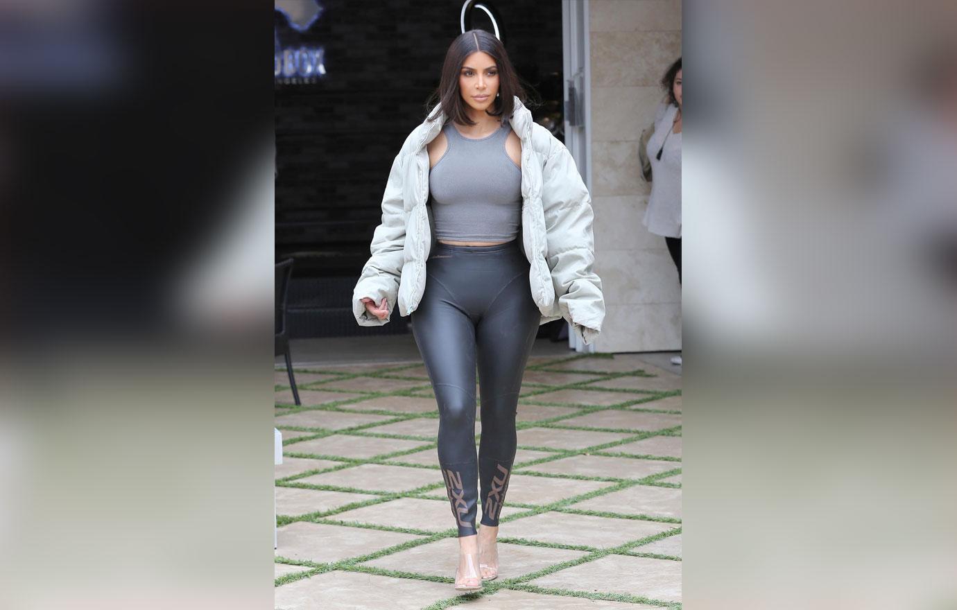 Kardashians In Skintight Leggings: Photos Of The Famous Sisters In