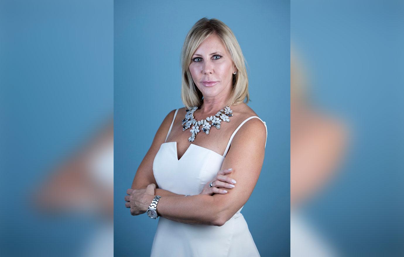 Vicki Gunvalson In White Dress Kelly Dodd Fight Reunion