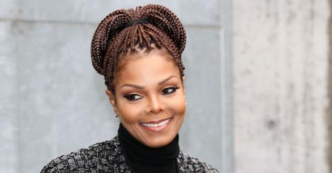 Giorgio Armani – Front Row – MFW F/W 2013