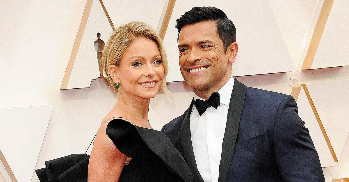 mark consuelos jokes might as well finish career kelly ripa live pp