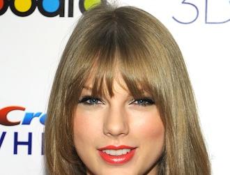 Taylor_swift_dec23_1.jpg