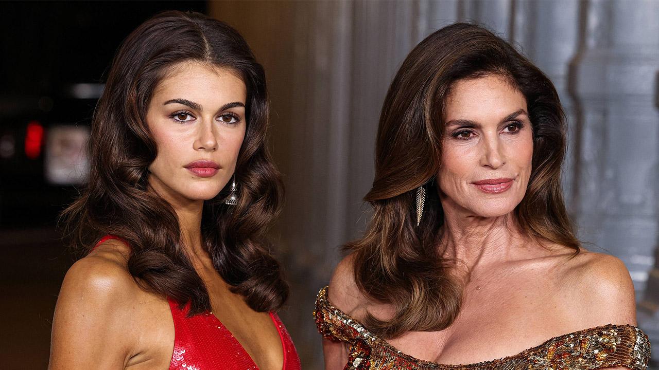 Kaia Gerber,Cindy Crawford.