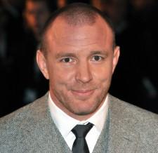 2010__01__wenn2693021 225×218.jpg