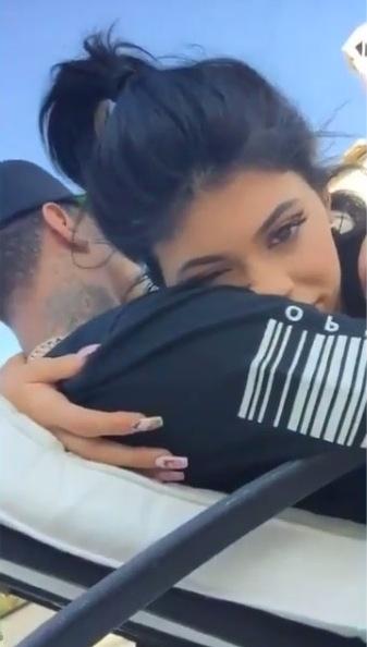 Kylie jenner snapchat sexy raunchy nsfw naked 09