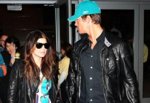 2010__04__full_dolphin_steelers_25_wenn2702687 300×207.jpg